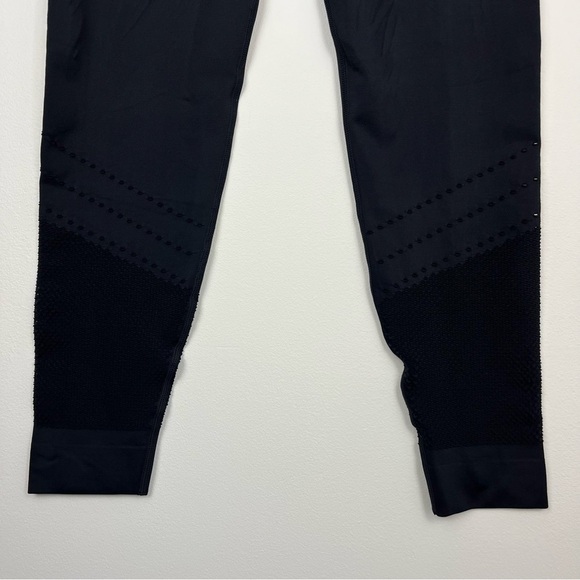 SHEFIT Seamless Athletic Cross Waist Leggings Womens Black 2Luxe - Picture 5 of 13